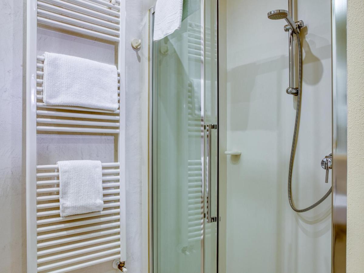 Hotel Piroscafo Ντεζεντσάνο ντελ Γκάρντα Εξωτερικό φωτογραφία