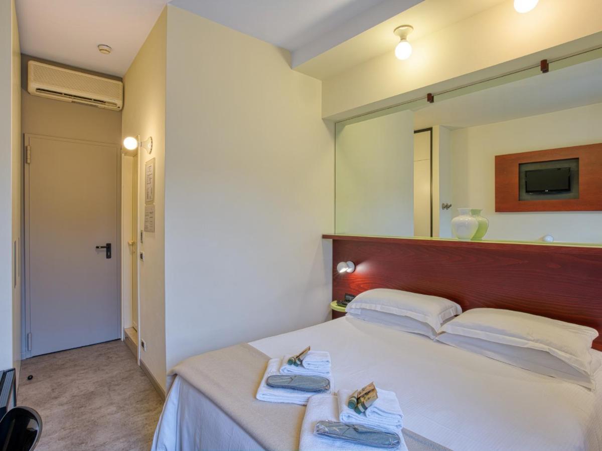 Hotel Piroscafo Ντεζεντσάνο ντελ Γκάρντα Εξωτερικό φωτογραφία