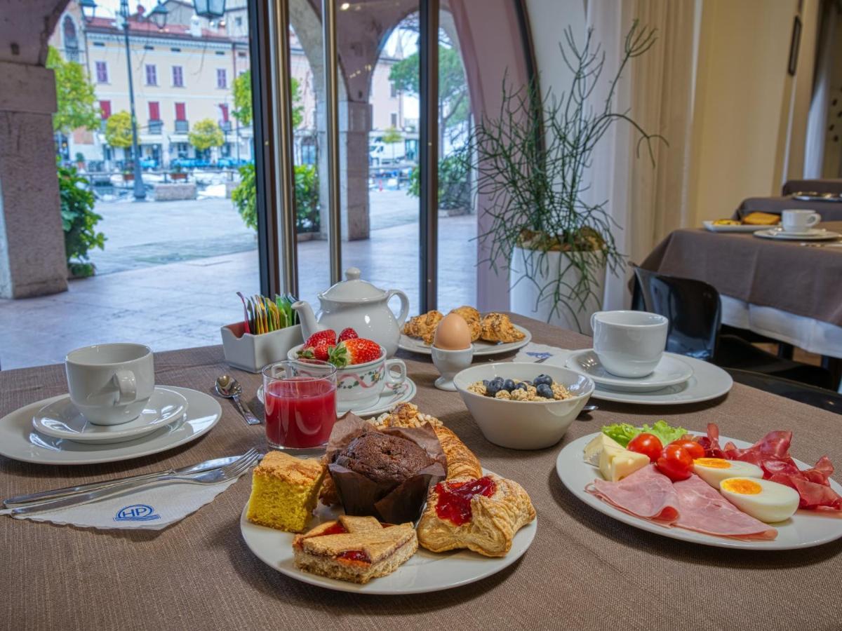 Hotel Piroscafo Ντεζεντσάνο ντελ Γκάρντα Εξωτερικό φωτογραφία