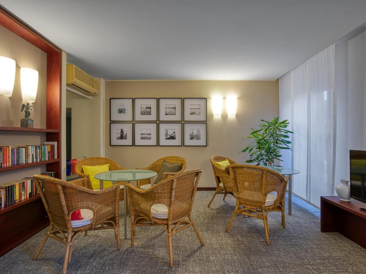 Hotel Piroscafo Ντεζεντσάνο ντελ Γκάρντα Εξωτερικό φωτογραφία