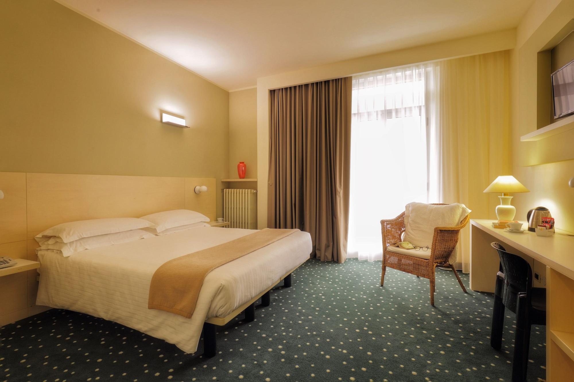 Hotel Piroscafo Ντεζεντσάνο ντελ Γκάρντα Εξωτερικό φωτογραφία